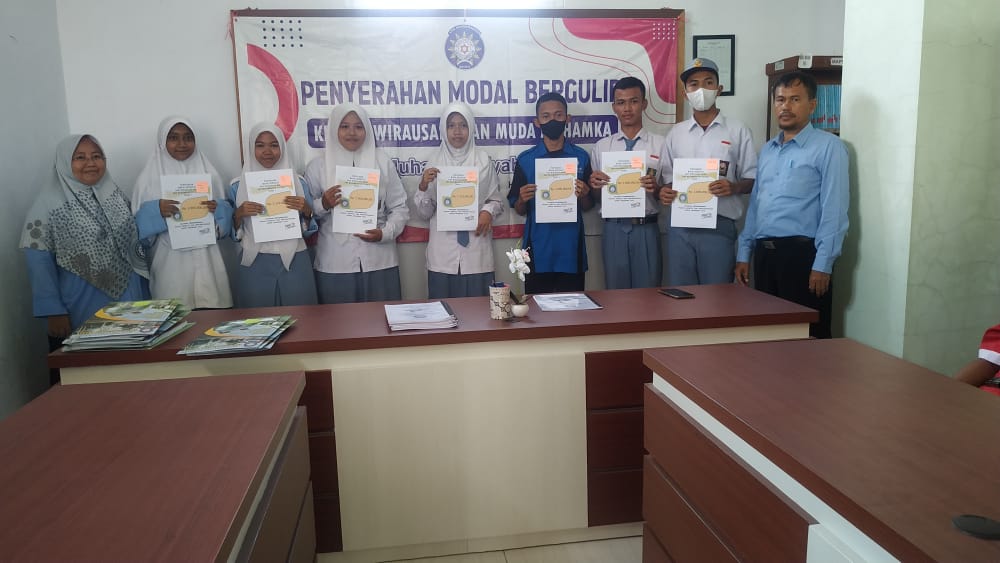 Read more about the article Program Dana Bergulir, SMK Muhammadiyah Kramat Cetak Wirausaha Unggul